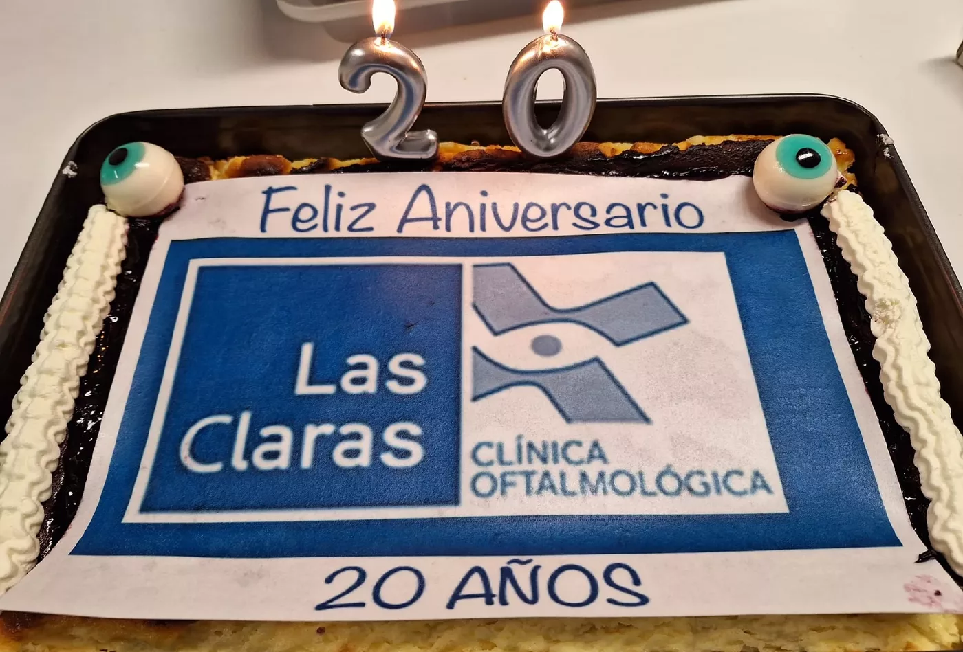 CUMPLIMOS 20 años